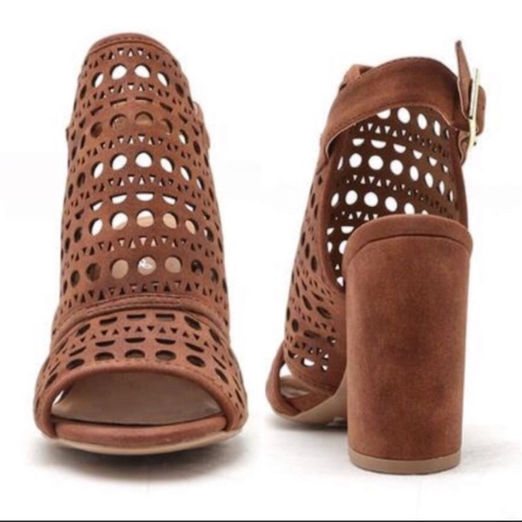 5️⃣🌟 SZ 8-10! Cognac Perforated Booties! NEW! - Picture 7 of 7
